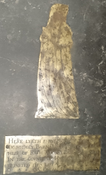 Brass commemorating Dorothy Barnard