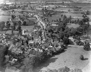 Aerial view of Winslow in the 1950s (Winslow History, www.winslow-history.org.uk)