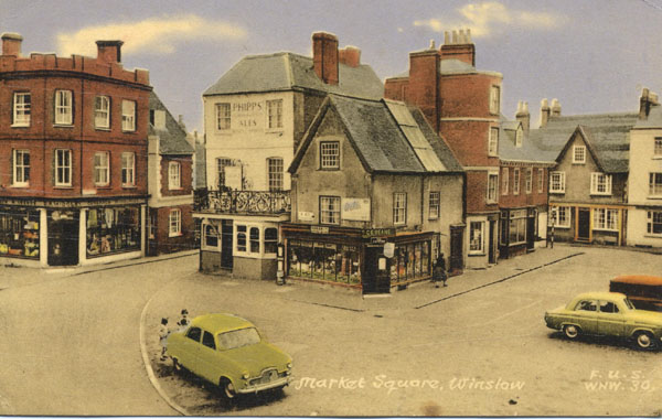 Market Square with cars