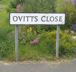 Street sign for Ovitts Close