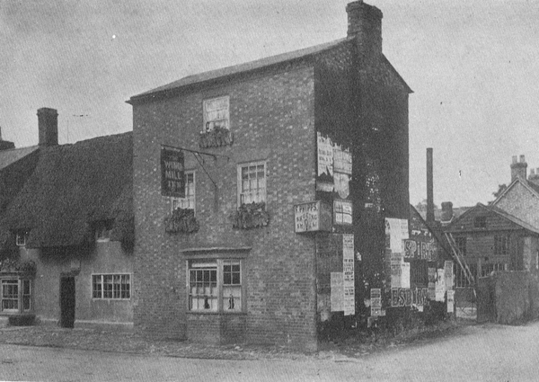 Windmill Inn with 3 storeys